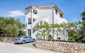 Apartment Mirjana